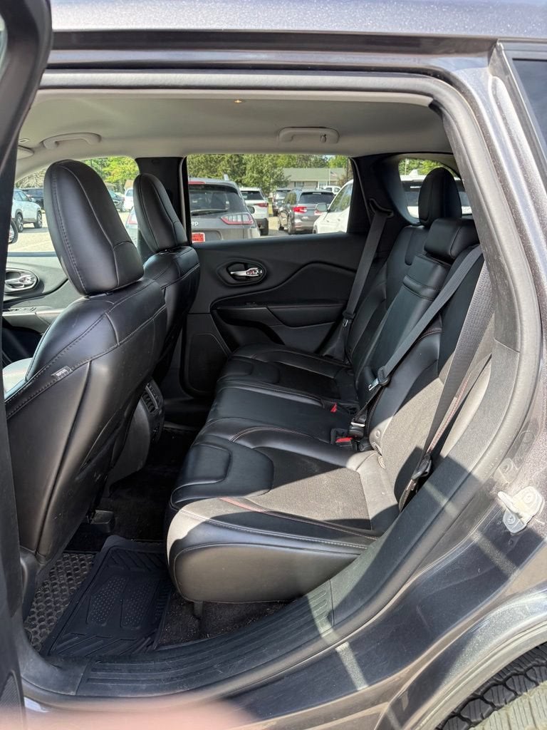 2019 Jeep Cherokee Trailhawk