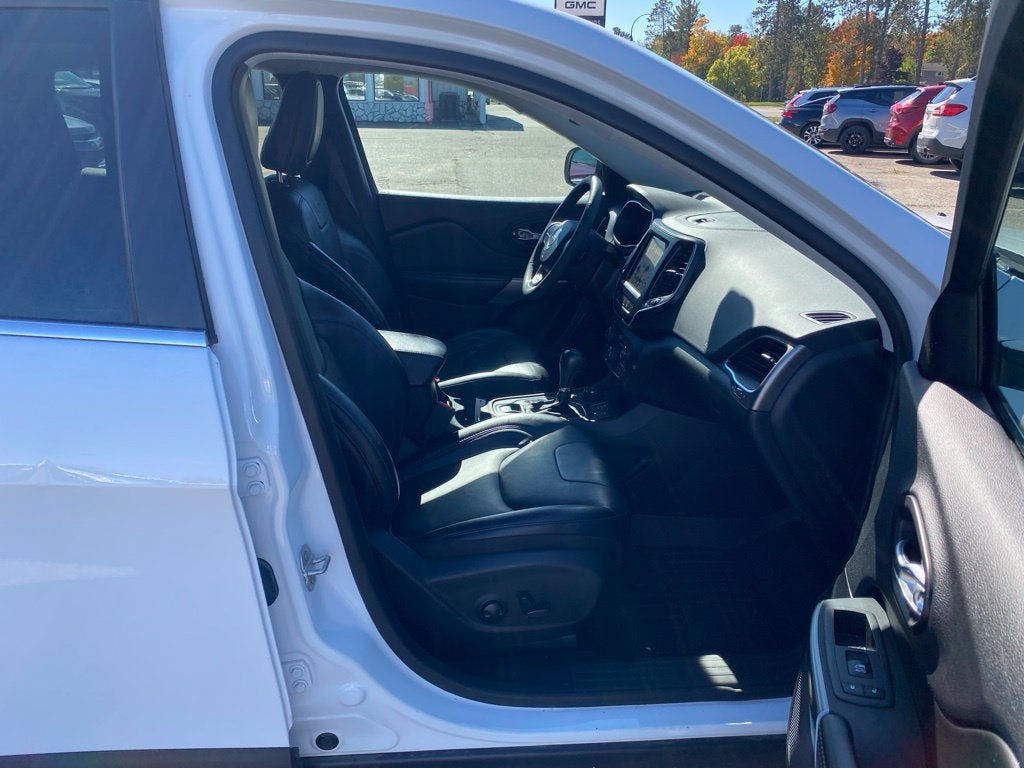 2022 Jeep Cherokee Latitude Lux