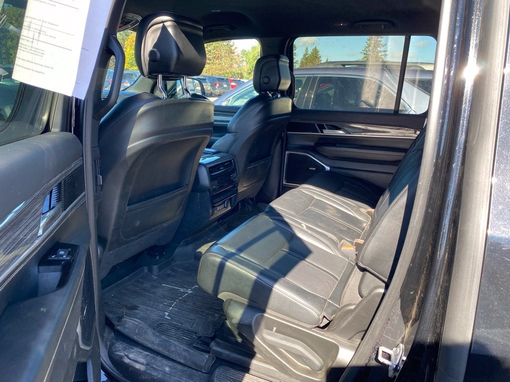 2022 Jeep Wagoneer Series II