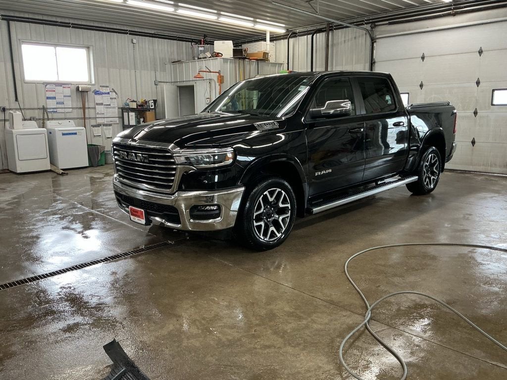 2025 RAM 1500 Laramie 4x4 Crew Cab 5'7's photo