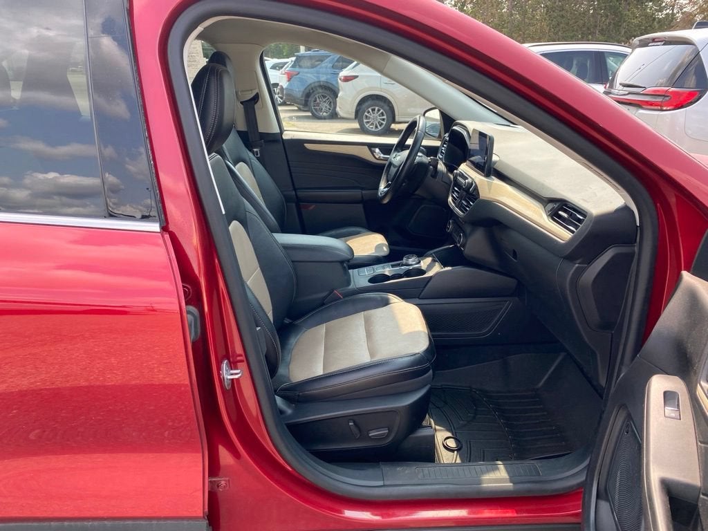 2021 Ford Escape Titanium