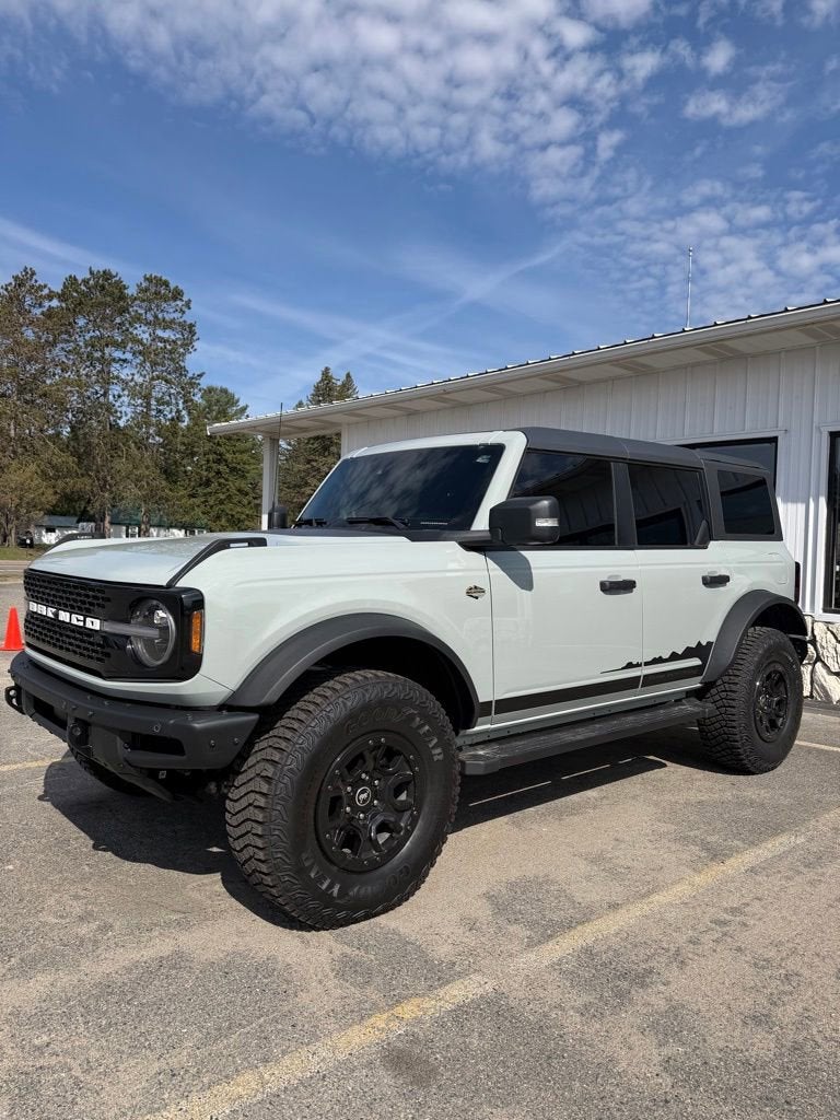 2024 Ford Bronco Wildtrak 4x4's photo
