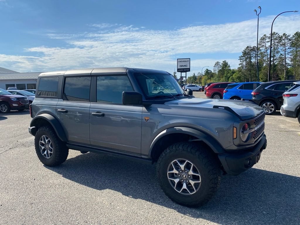 2023 Ford Bronco Base