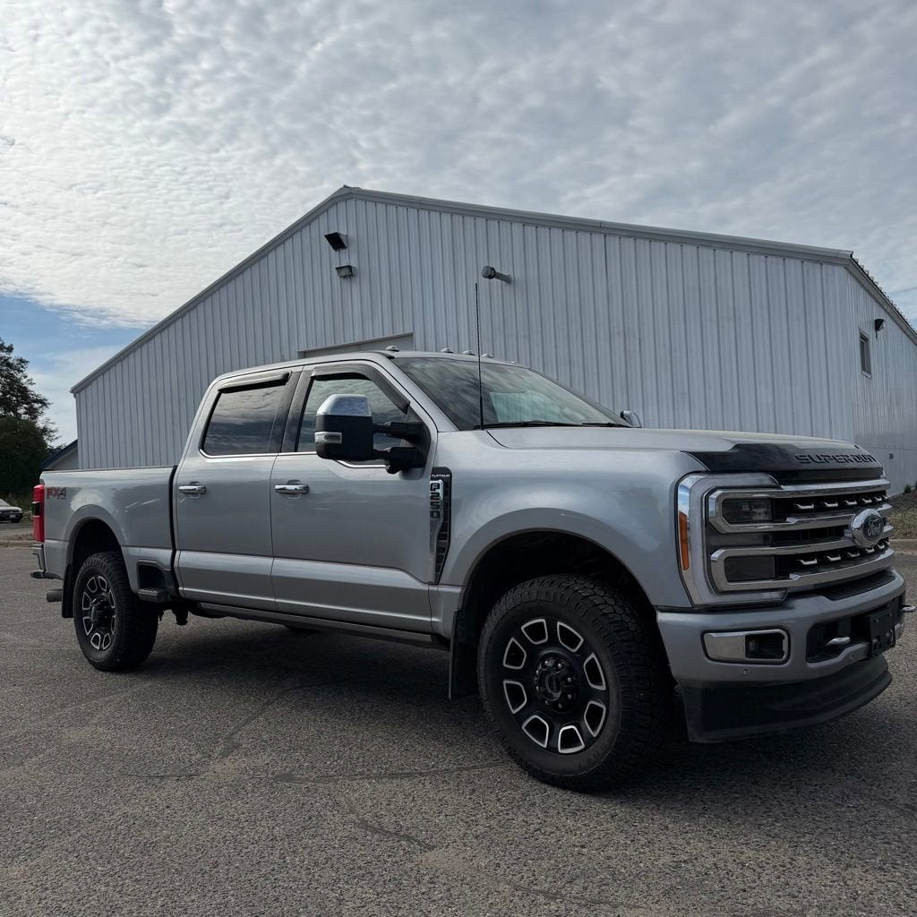 2023 Ford F-250 Platinum 4x4 Crew Cab 8' Box's photo
