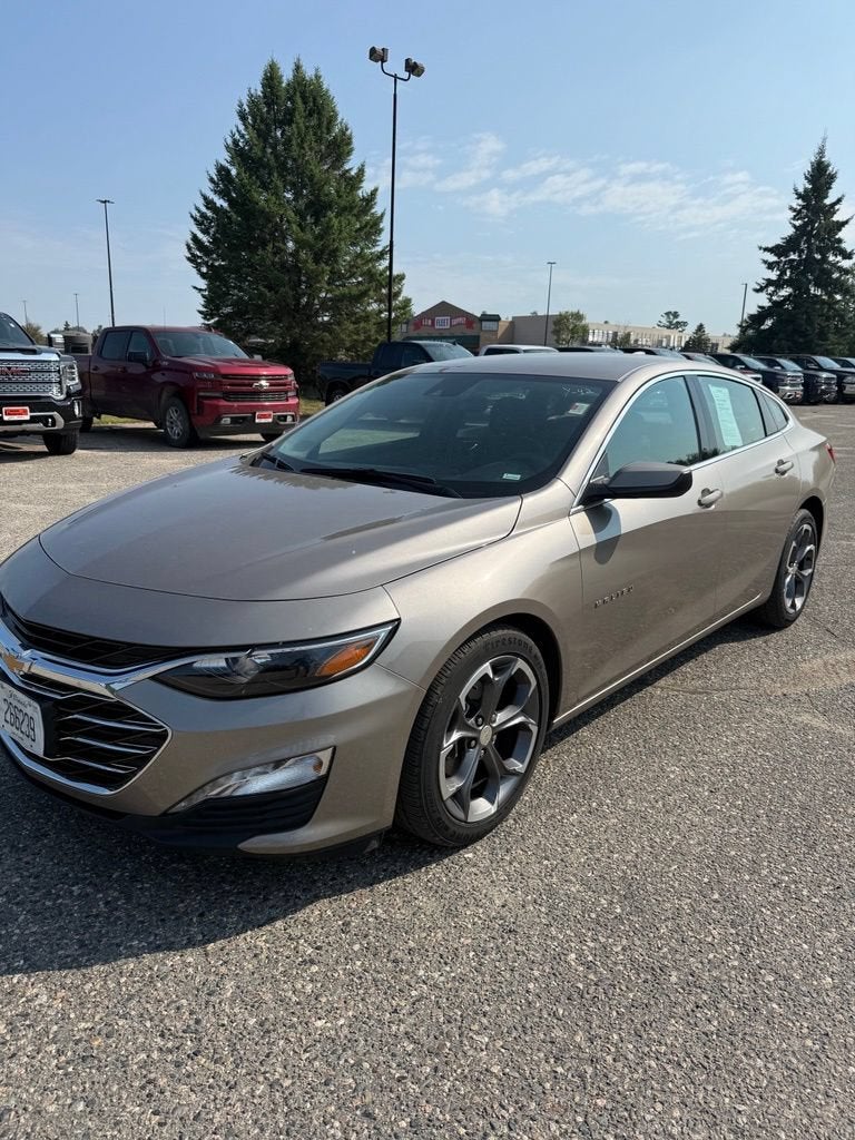 Used 2024 Chevrolet Malibu 1LT with VIN 1G1ZD5ST7RF222795 for sale in Grand Rapids, MN