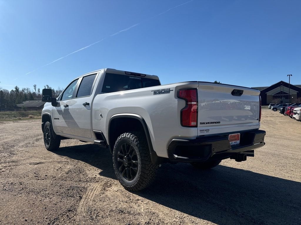 2026 Chevrolet Silverado 3500 HD LT