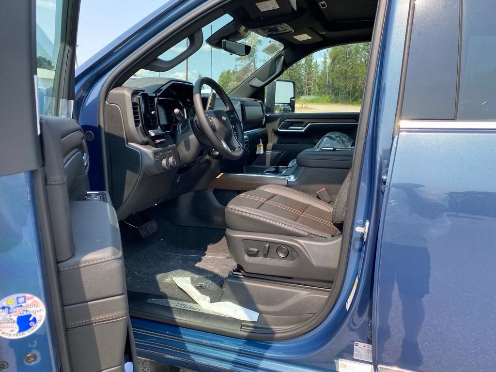 2026 Chevrolet Silverado 3500 HD High Country