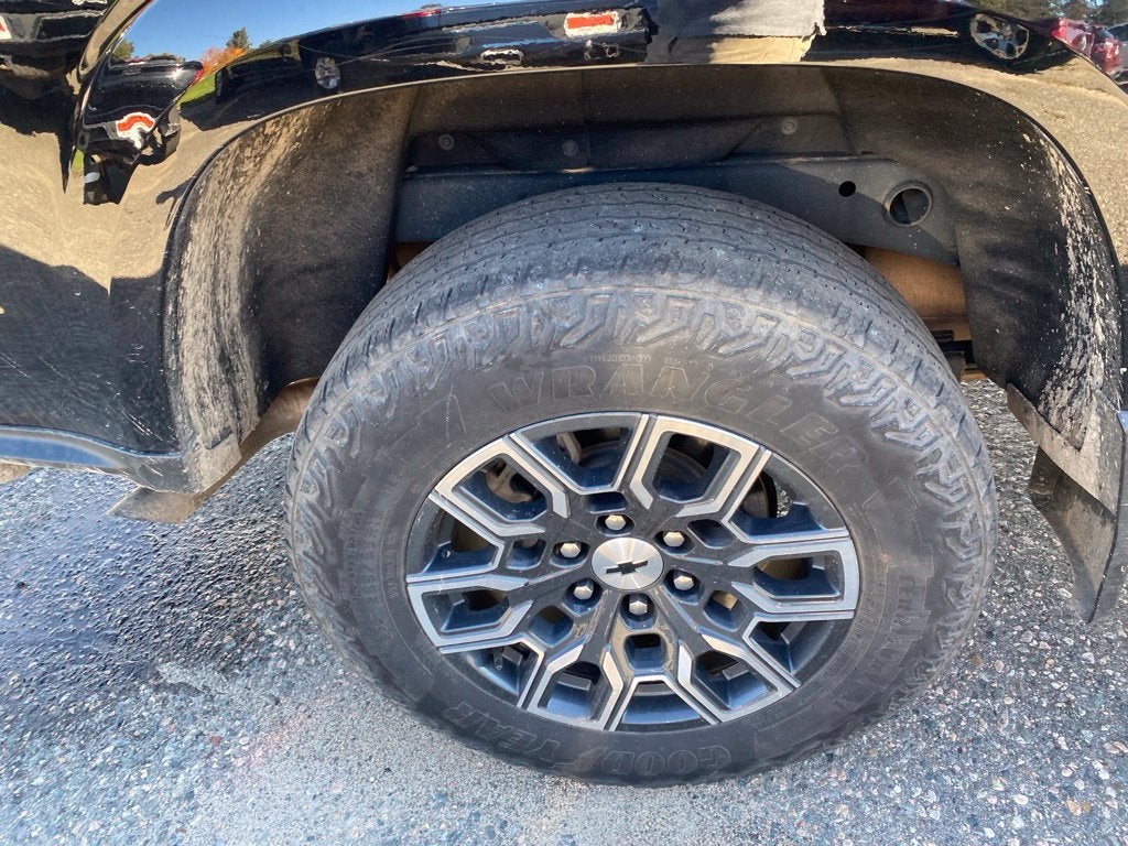 2023 Chevrolet Colorado 4WD Z71