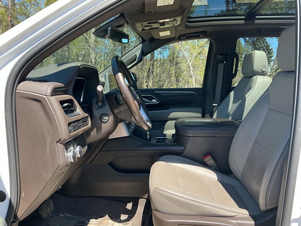2022 GMC Yukon SLT
