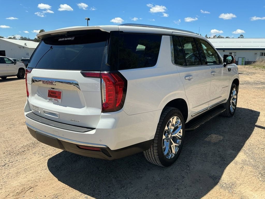 2022 GMC Yukon SLT