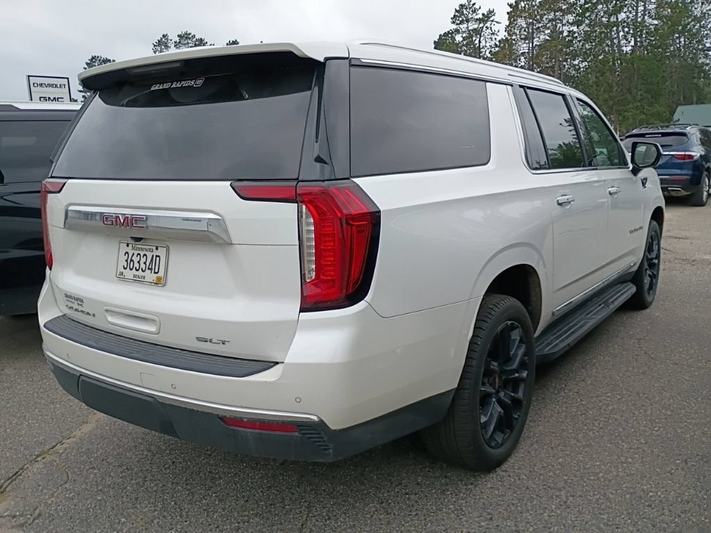 2023 GMC Yukon XL SLT