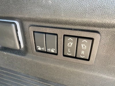 2025 GMC Yukon XL AT4