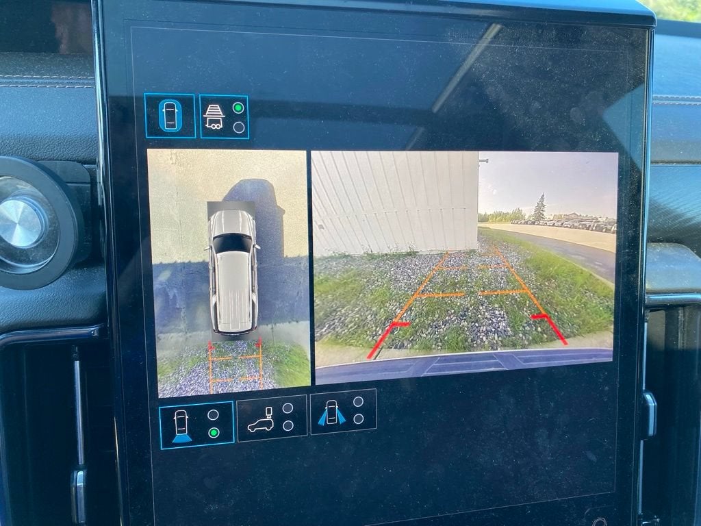 2025 GMC Yukon XL AT4