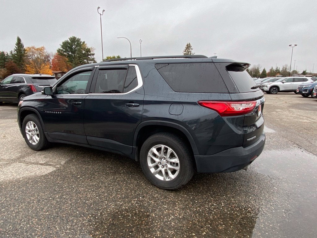 2021 Chevrolet Traverse LT Cloth