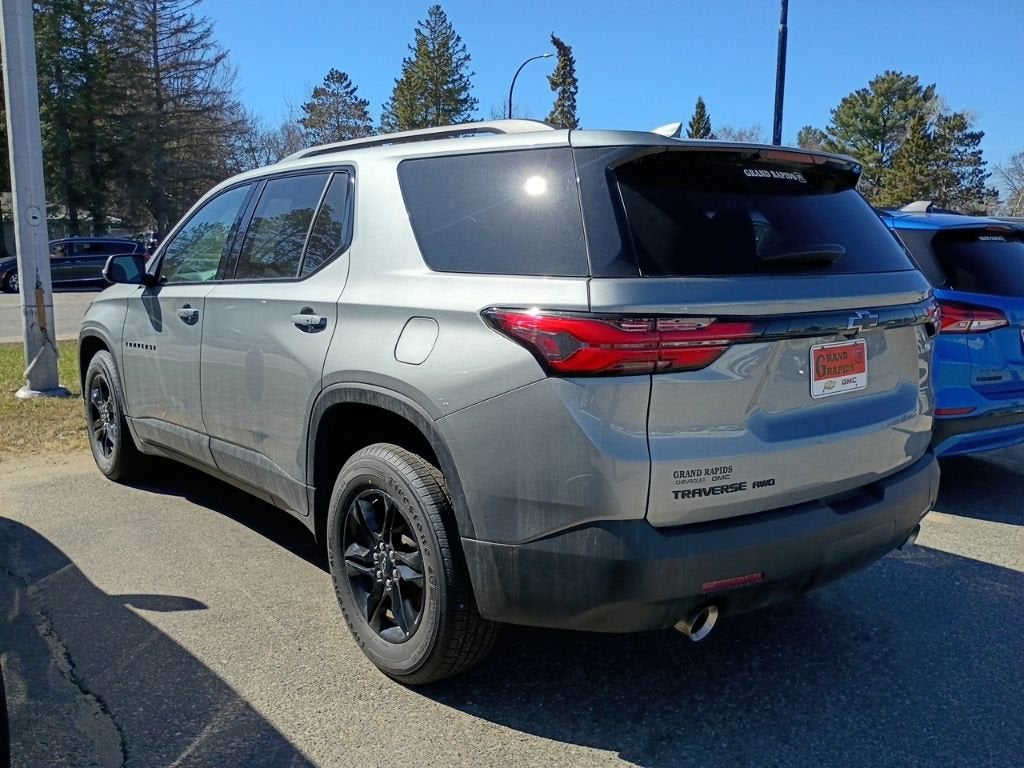 Used 2023 Chevrolet Traverse 1LT with VIN 1GNEVGKW4PJ278526 for sale in Grand Rapids, Minnesota