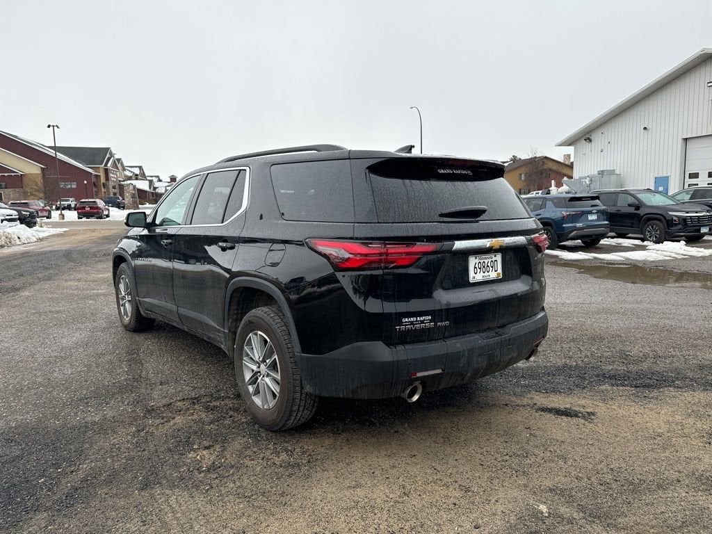 2023 Chevrolet Traverse LT Leather