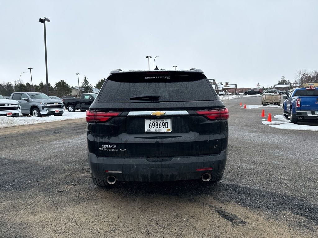 2023 Chevrolet Traverse LT Leather