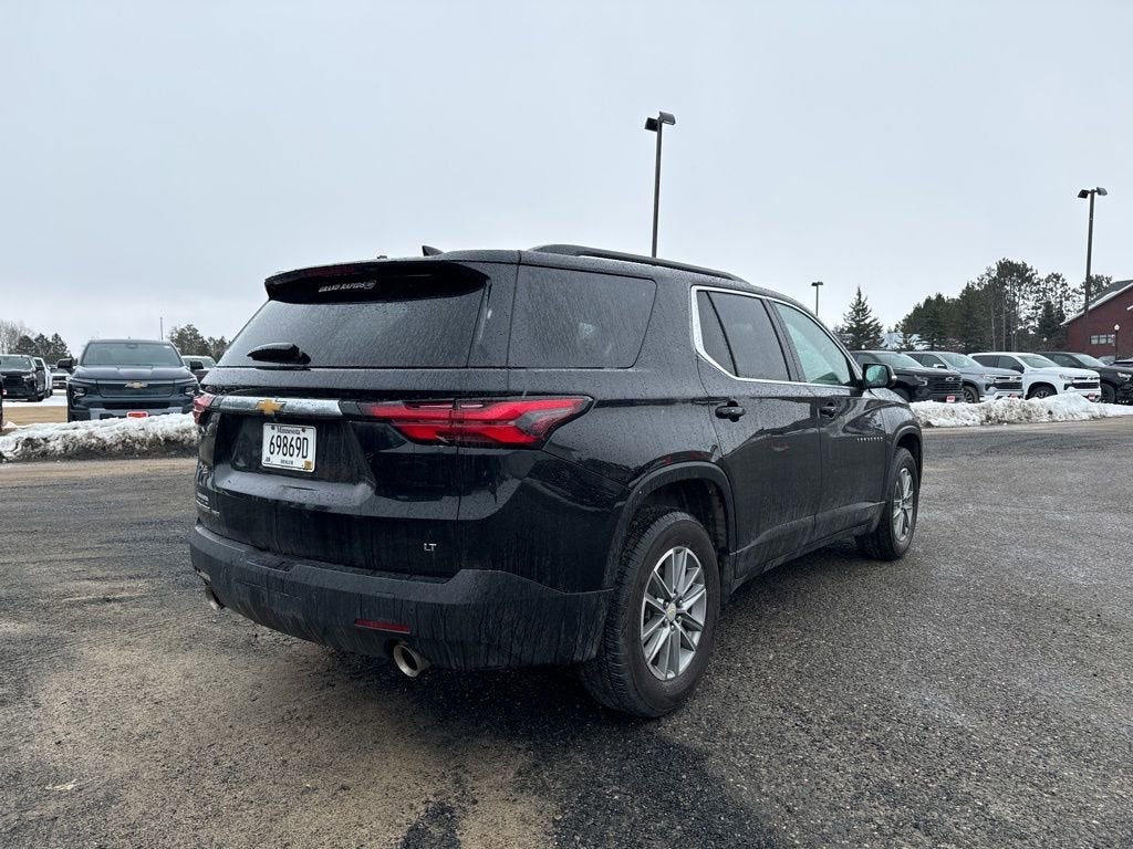 2023 Chevrolet Traverse LT Leather