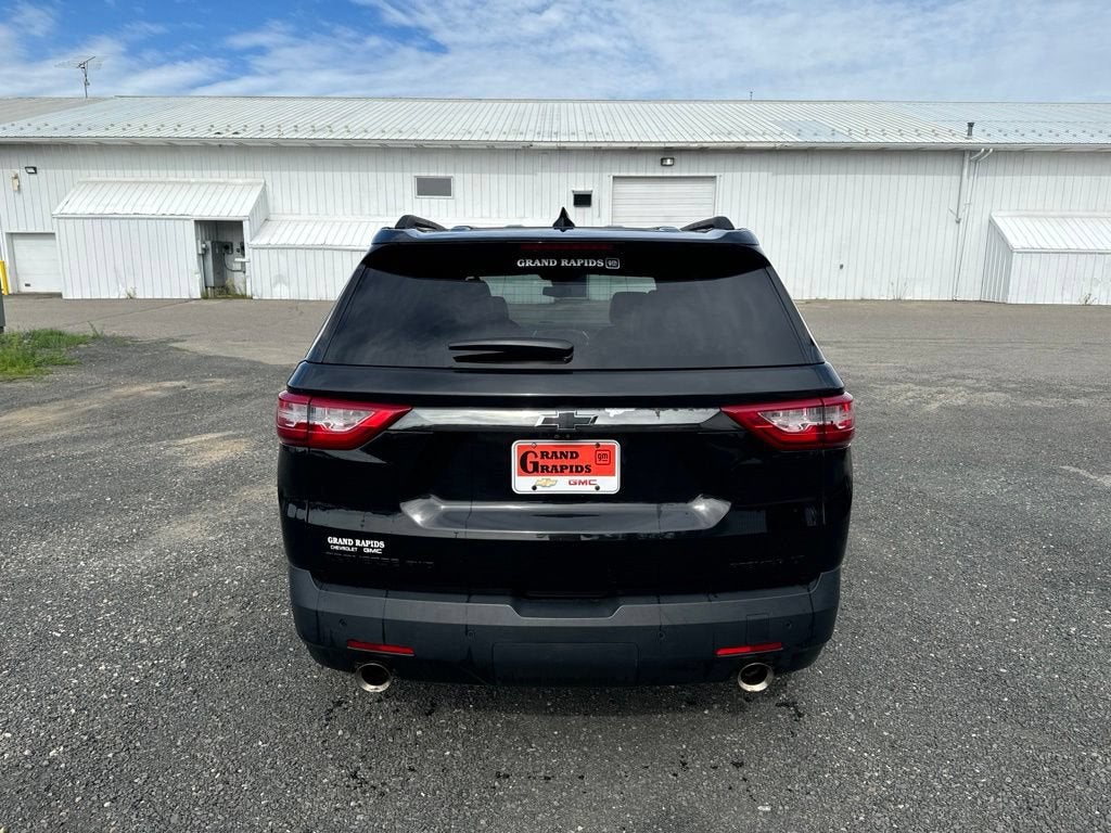 2021 Chevrolet Traverse RS