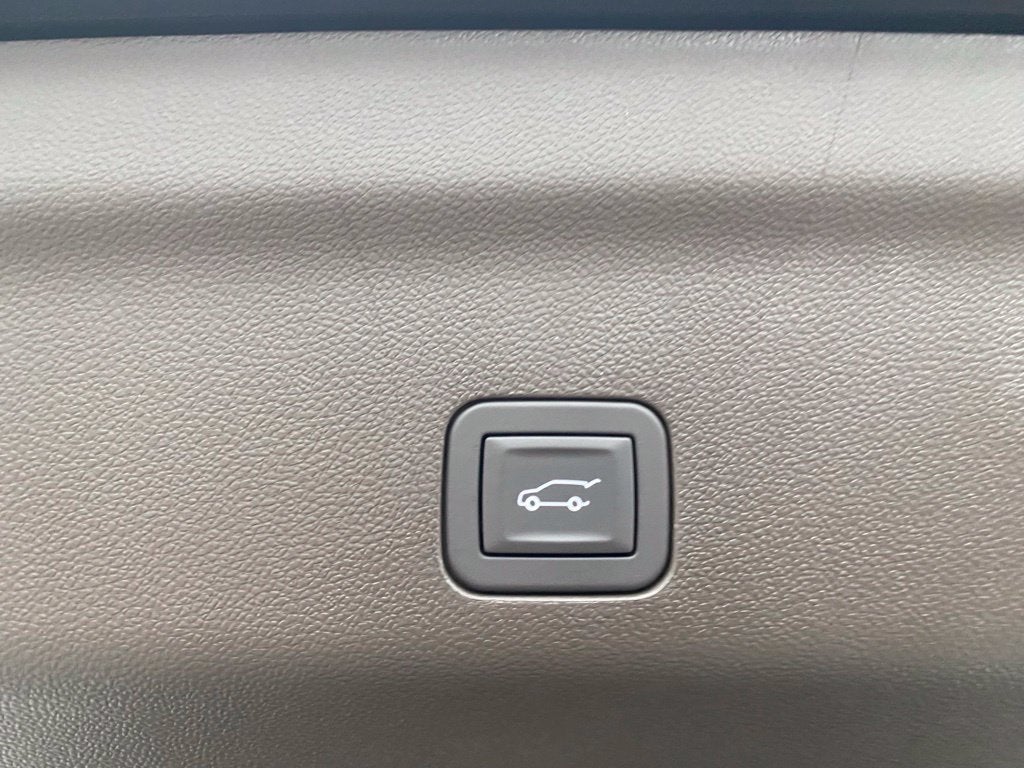 2027 Chevrolet Suburban LT