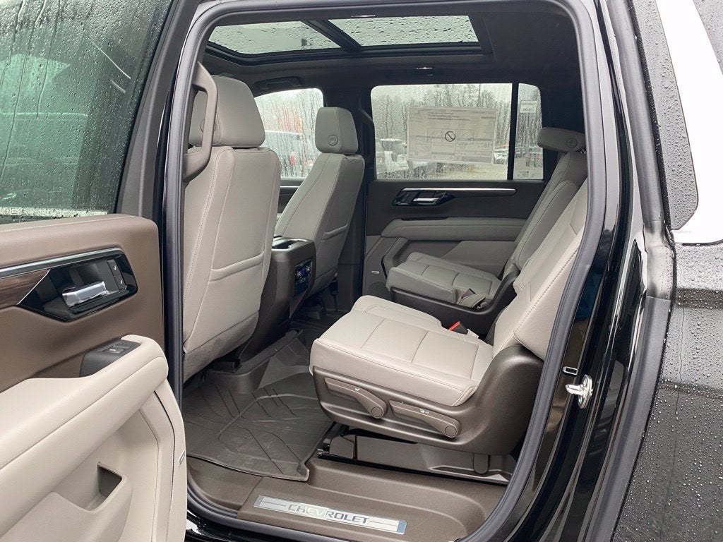 2027 Chevrolet Suburban LT