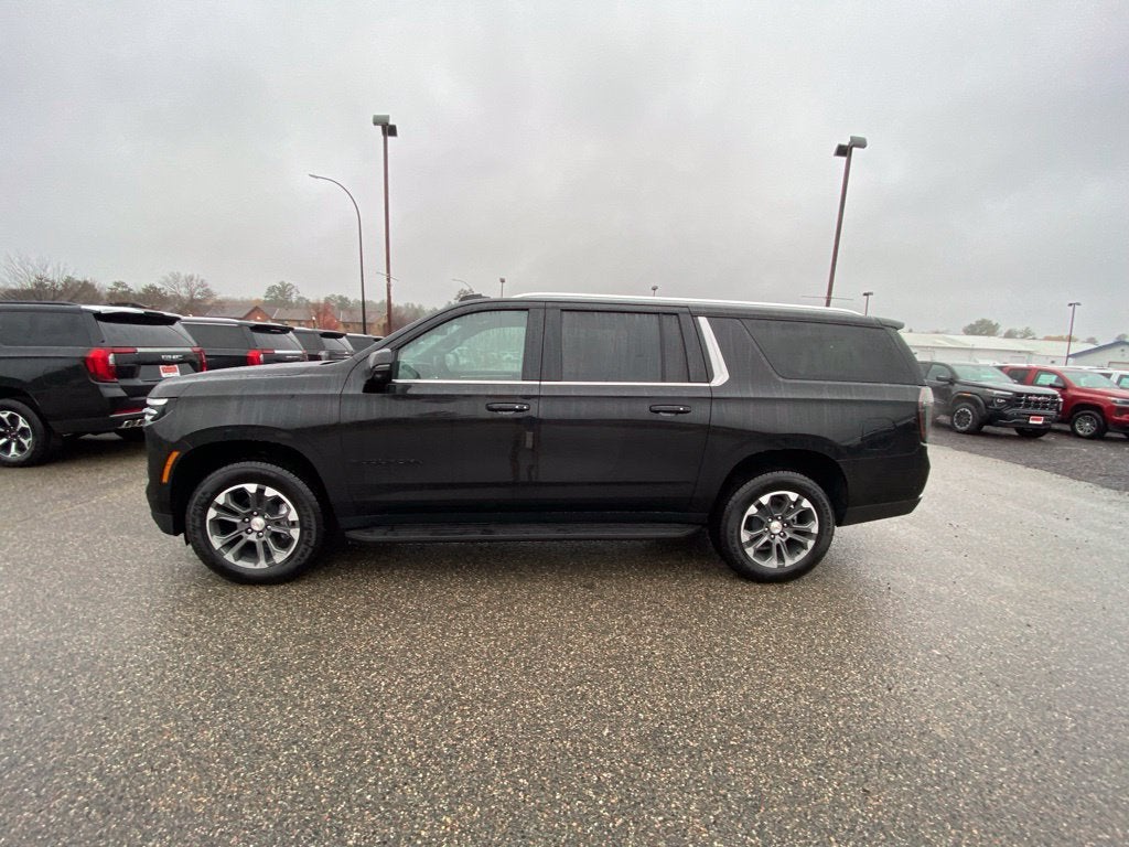2027 Chevrolet Suburban LT