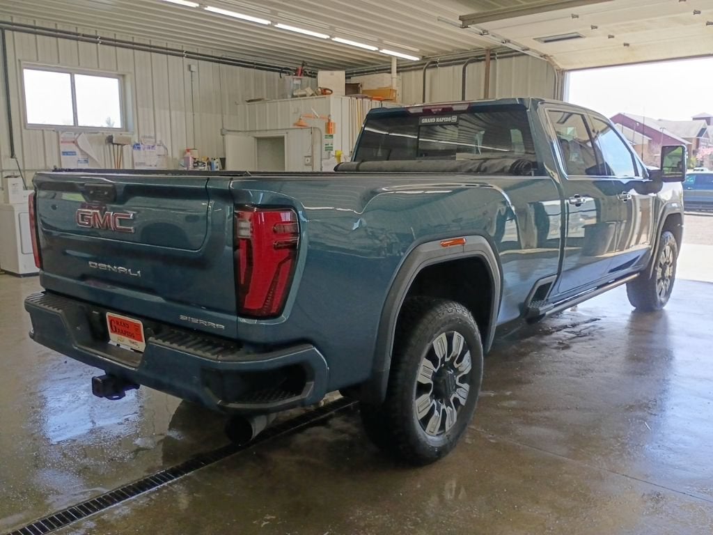 2024 GMC Sierra 3500 HD Denali