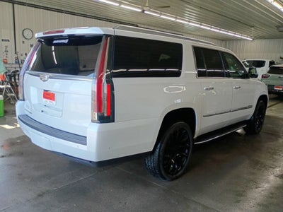 2018 Cadillac Escalade ESV Luxury