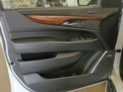 2018 Cadillac Escalade ESV Luxury