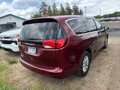 2020 Chrysler Voyager LX