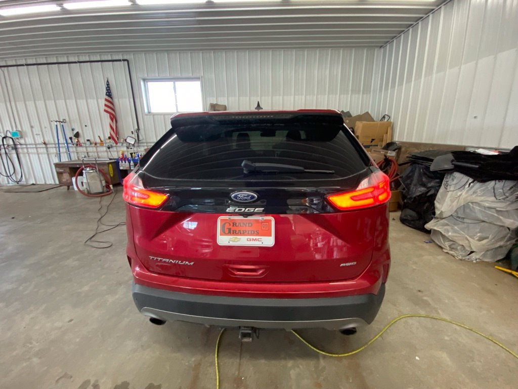 2021 Ford Edge Titanium