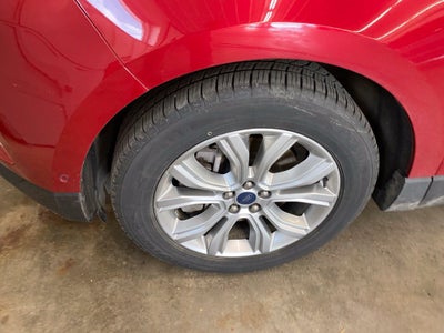 2021 Ford Edge Titanium