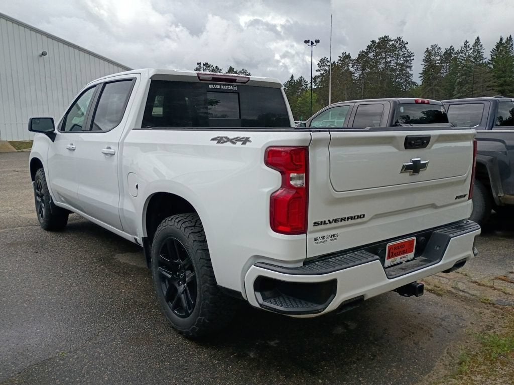 Used 2024 Chevrolet Silverado 1500 RST with VIN 2GCUDEED1R1264067 for sale in Grand Rapids, Minnesota