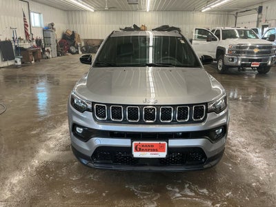 2023 Jeep Compass Latitude Lux