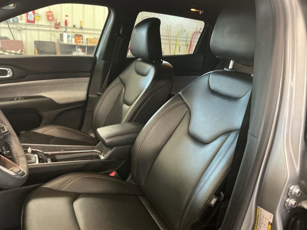 2023 Jeep Compass Latitude Lux