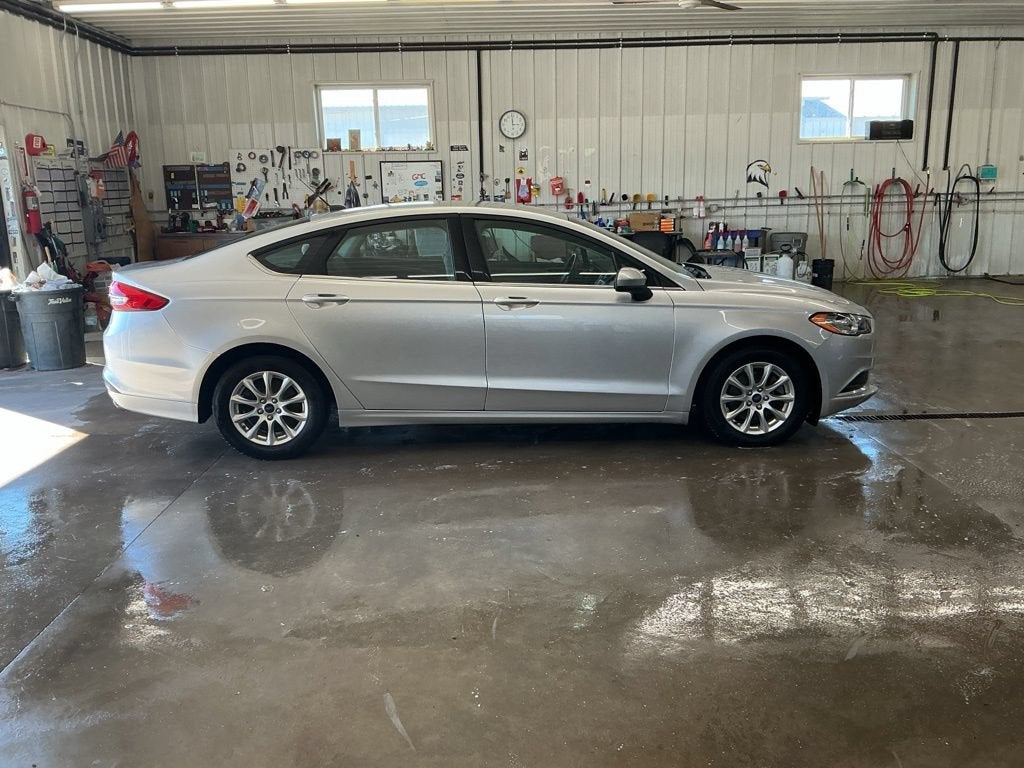 2017 Ford Fusion S