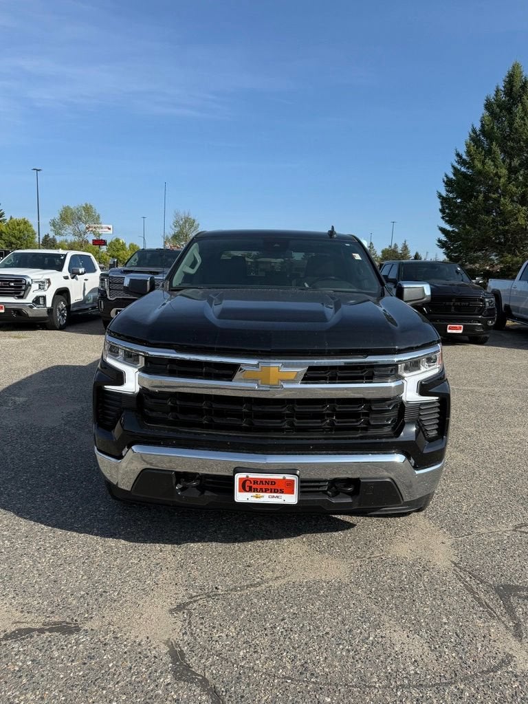 2025 Chevrolet Silverado 1500 LT (2FL)
