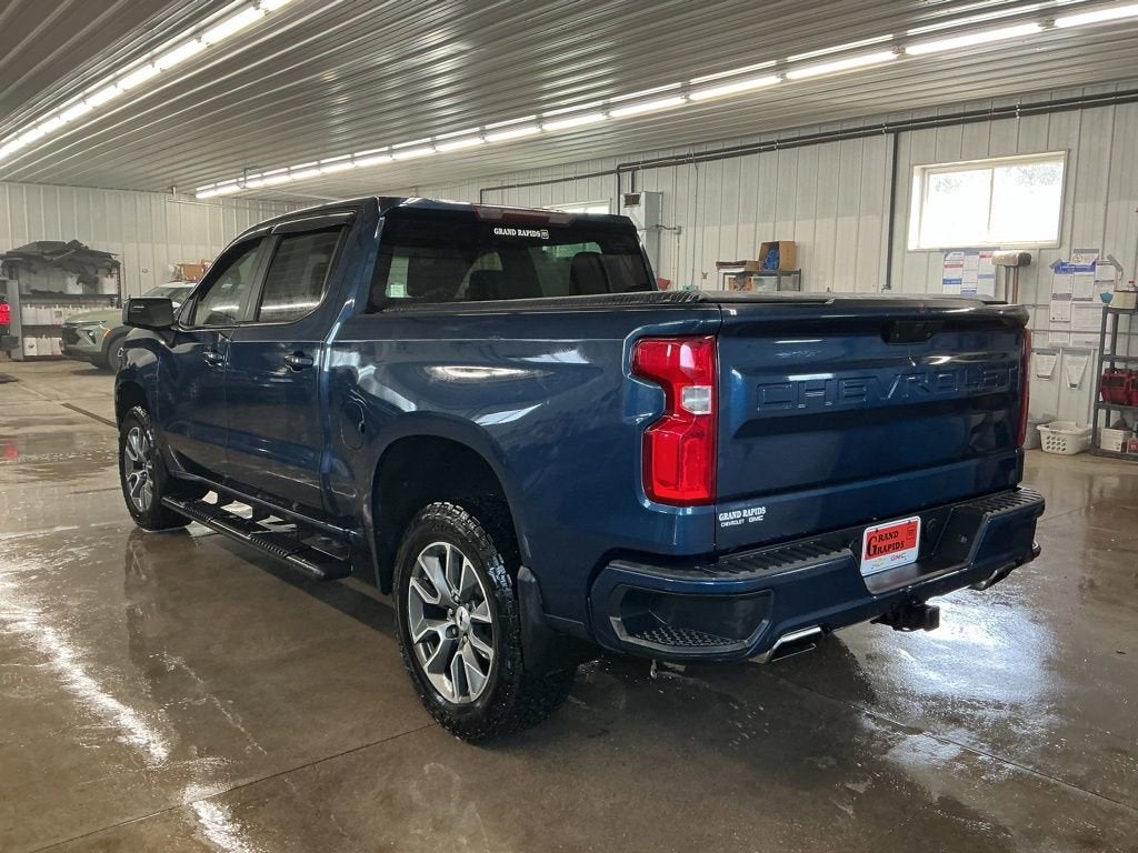 Used 2019 Chevrolet Silverado 1500 RST with VIN 3GCUYEED8KG137298 for sale in Grand Rapids, Minnesota
