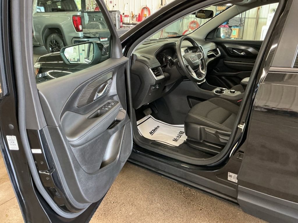 Used 2024 GMC Terrain SLE with VIN 3GKALTEG6RL355763 for sale in Grand Rapids, Minnesota