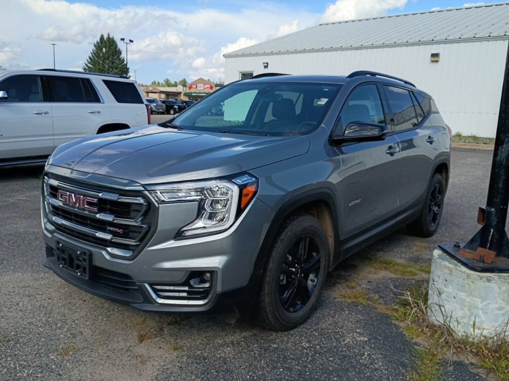 2023 GMC Terrain AT4