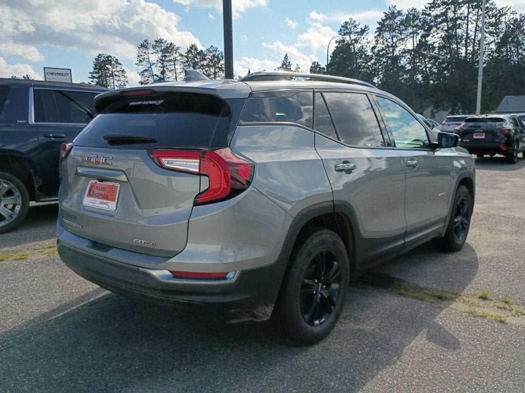 2023 GMC Terrain AT4
