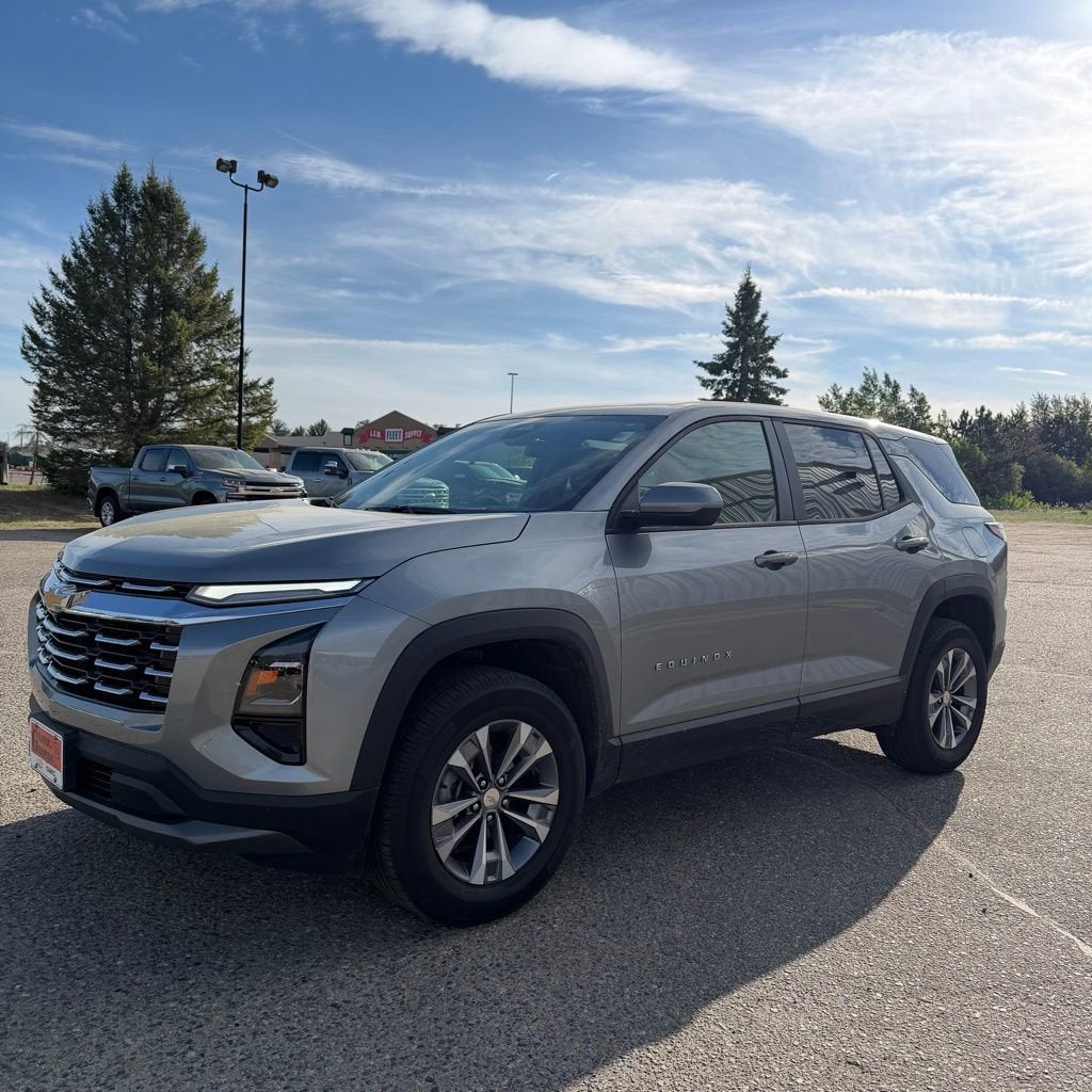 Used 2025 Chevrolet Equinox LT with VIN 3GNAXPEG4SL264401 for sale in Grand Rapids, Minnesota