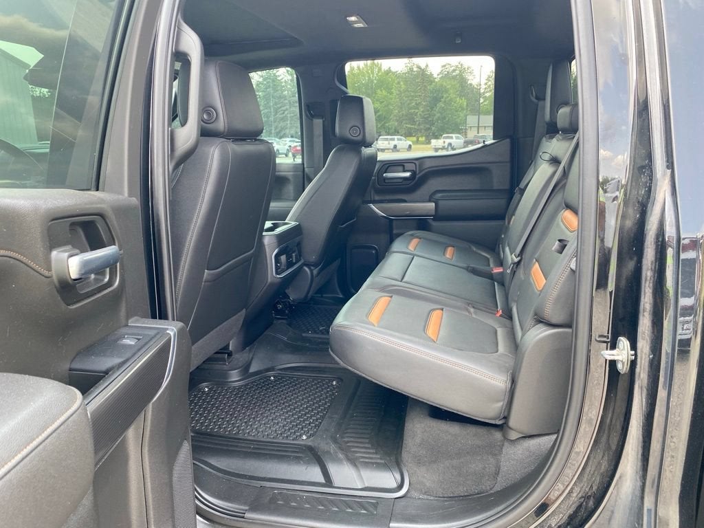 2022 GMC Sierra 1500 Limited AT4
