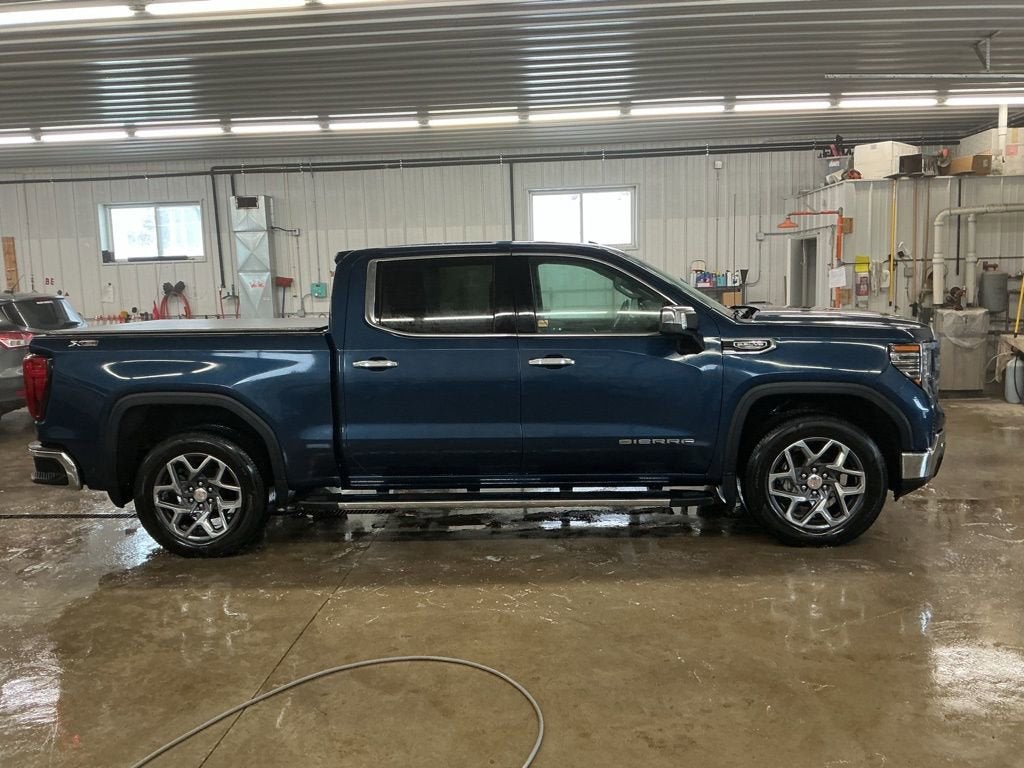 2022 GMC Sierra 1500 SLT