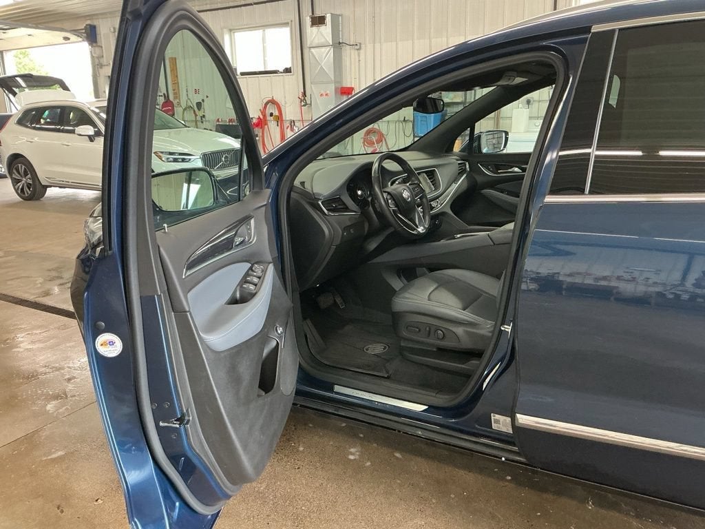 2024 Buick Enclave Essence