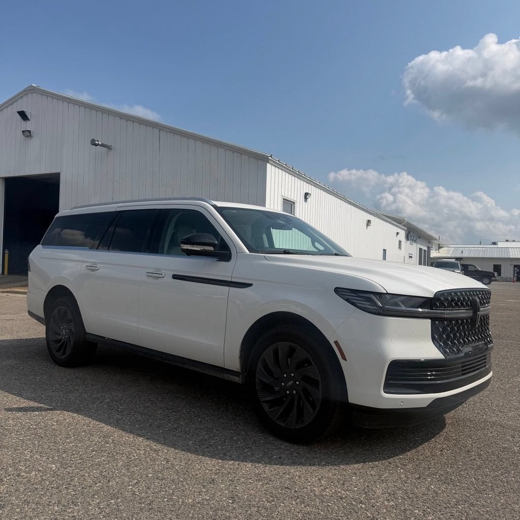 2025 Lincoln Navigator L Black Label