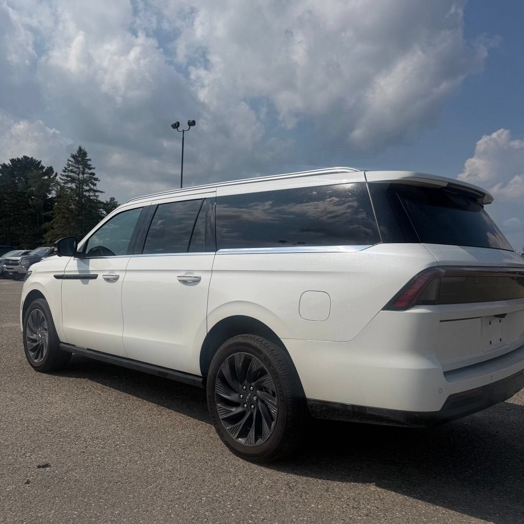 2025 Lincoln Navigator L Black Label