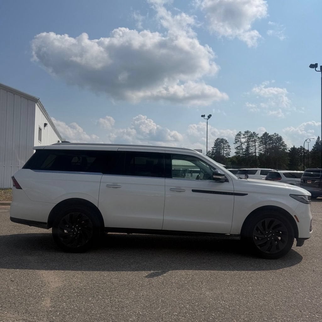 2025 Lincoln Navigator L Black Label