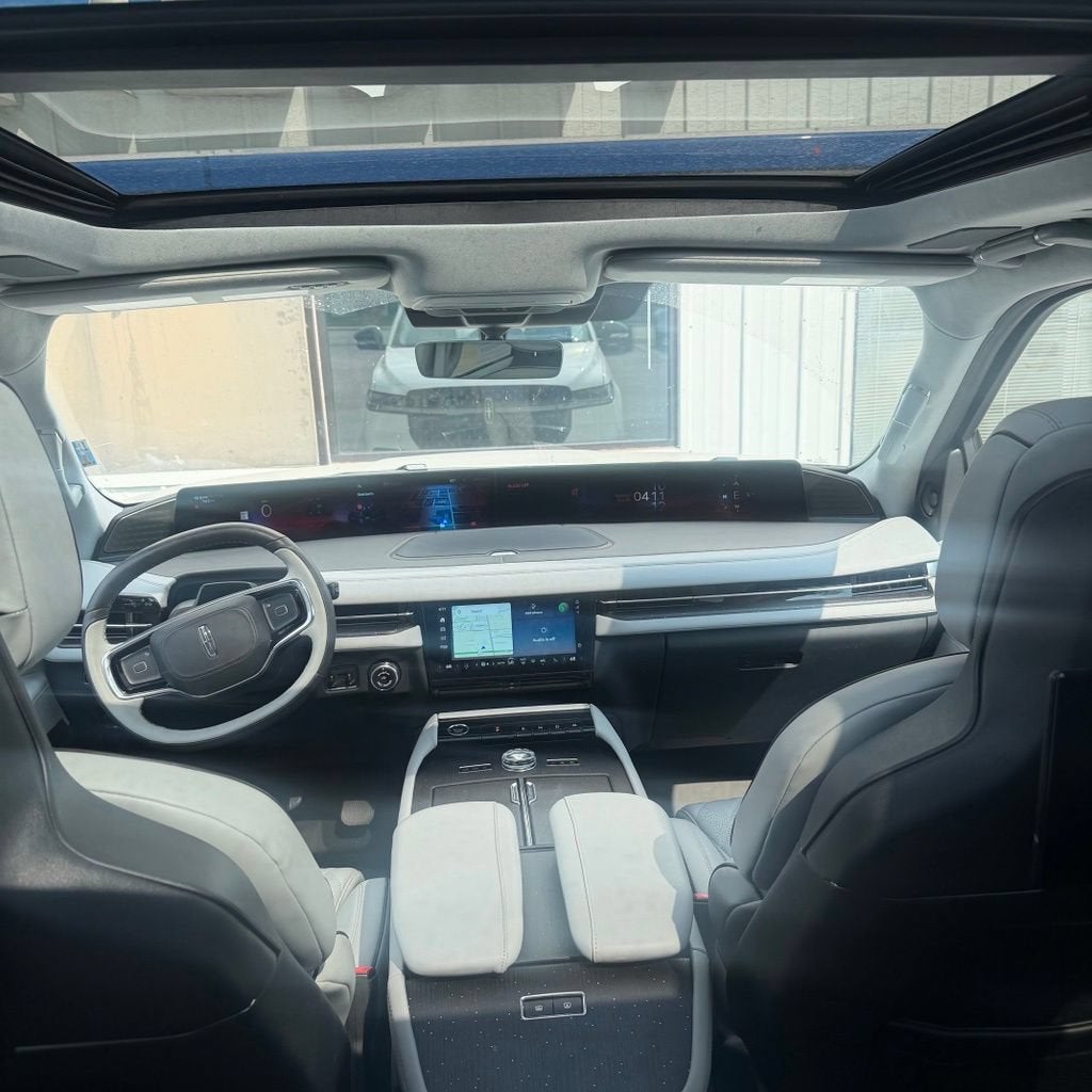 2025 Lincoln Navigator L Black Label