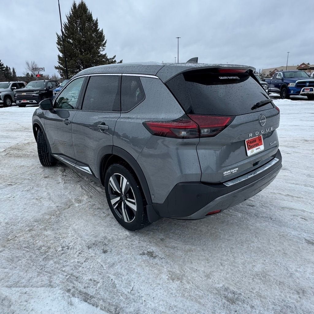 2023 Nissan Rogue SL